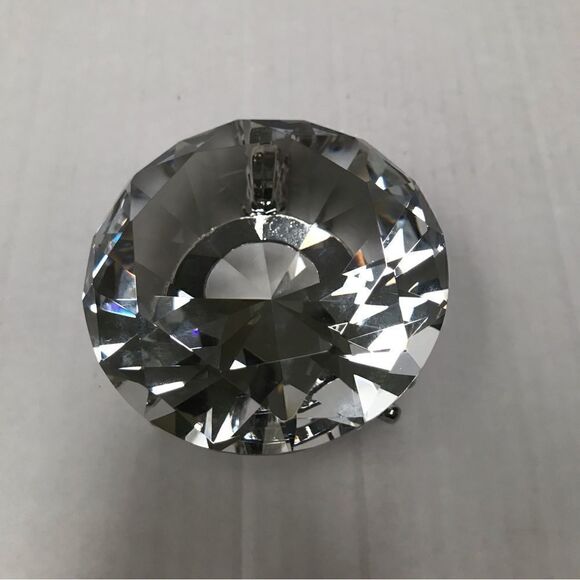 TITISKIN skin crystal faux diamond paperweight with stand 100mm - Picture 6 of 8